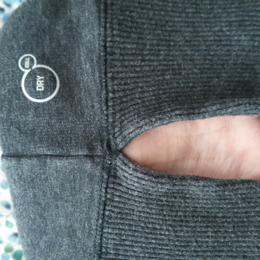 Puma Crew Neck Sweatshirt Size S - Picture 9 of 9